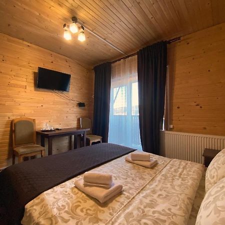 Forrest Hotel Bukovel Esterno foto