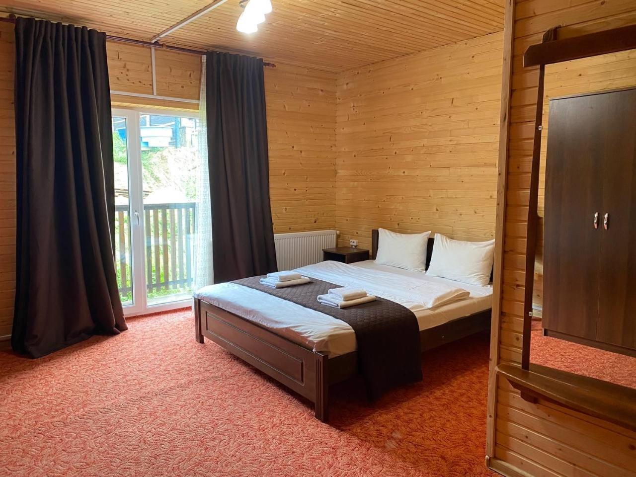 Forrest Hotel Bukovel Esterno foto