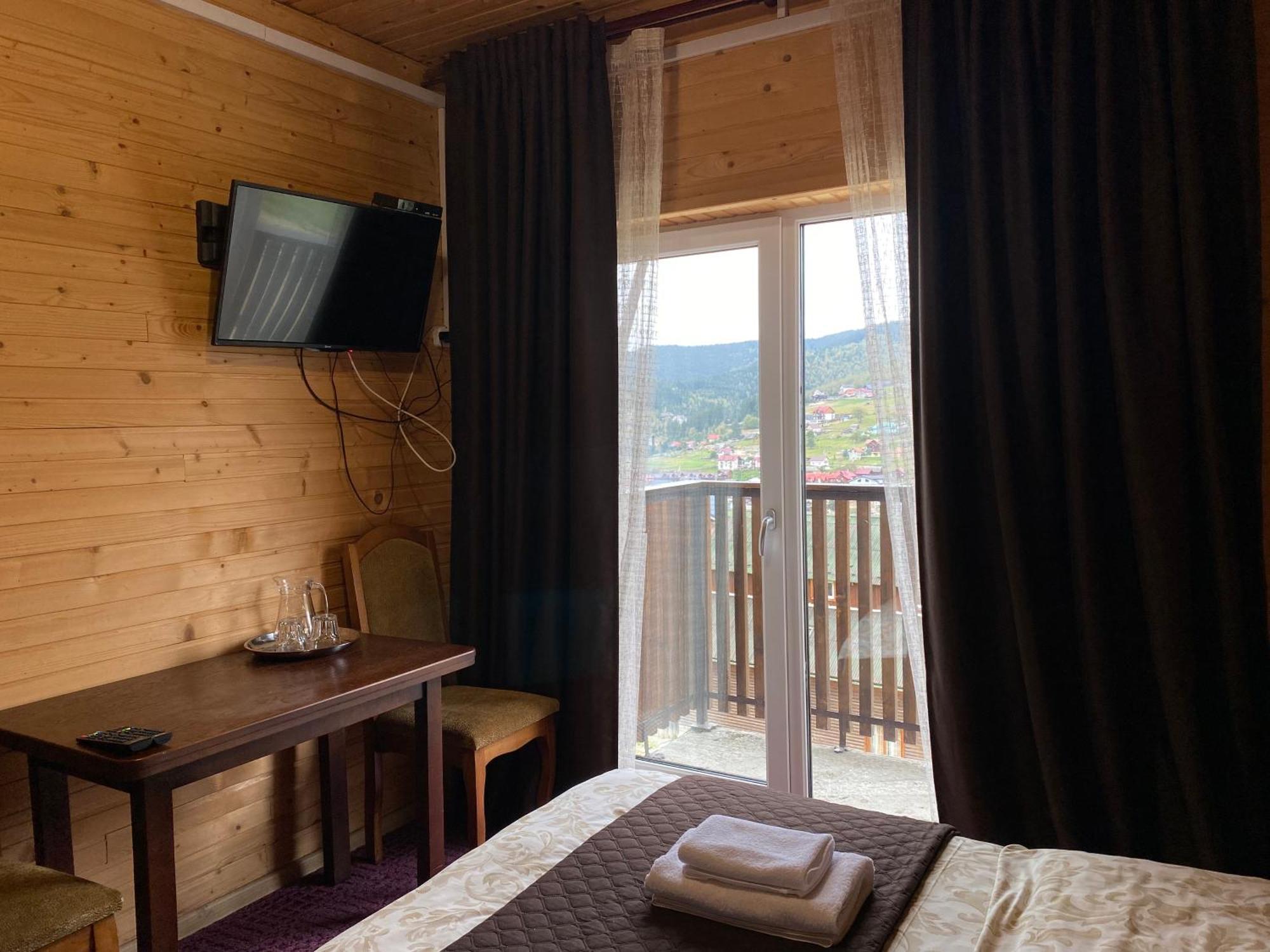 Forrest Hotel Bukovel Esterno foto